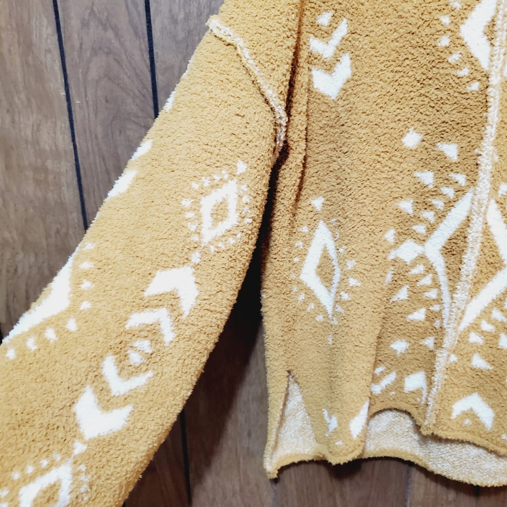Bibi Women's Sweater Aztec Print Size Small - Picture 3 of 6